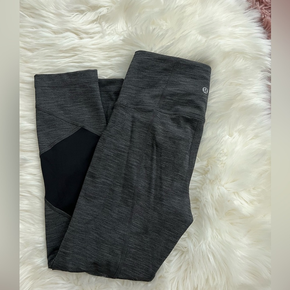 Lululemon leggings size 4